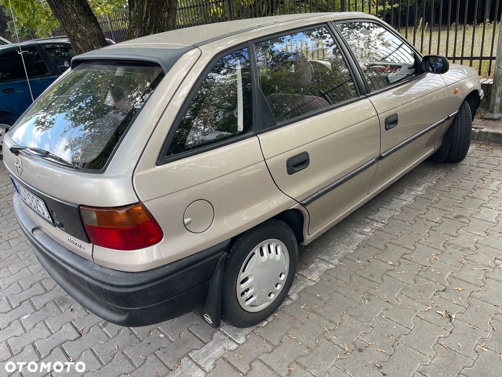 Opel Astra - 5