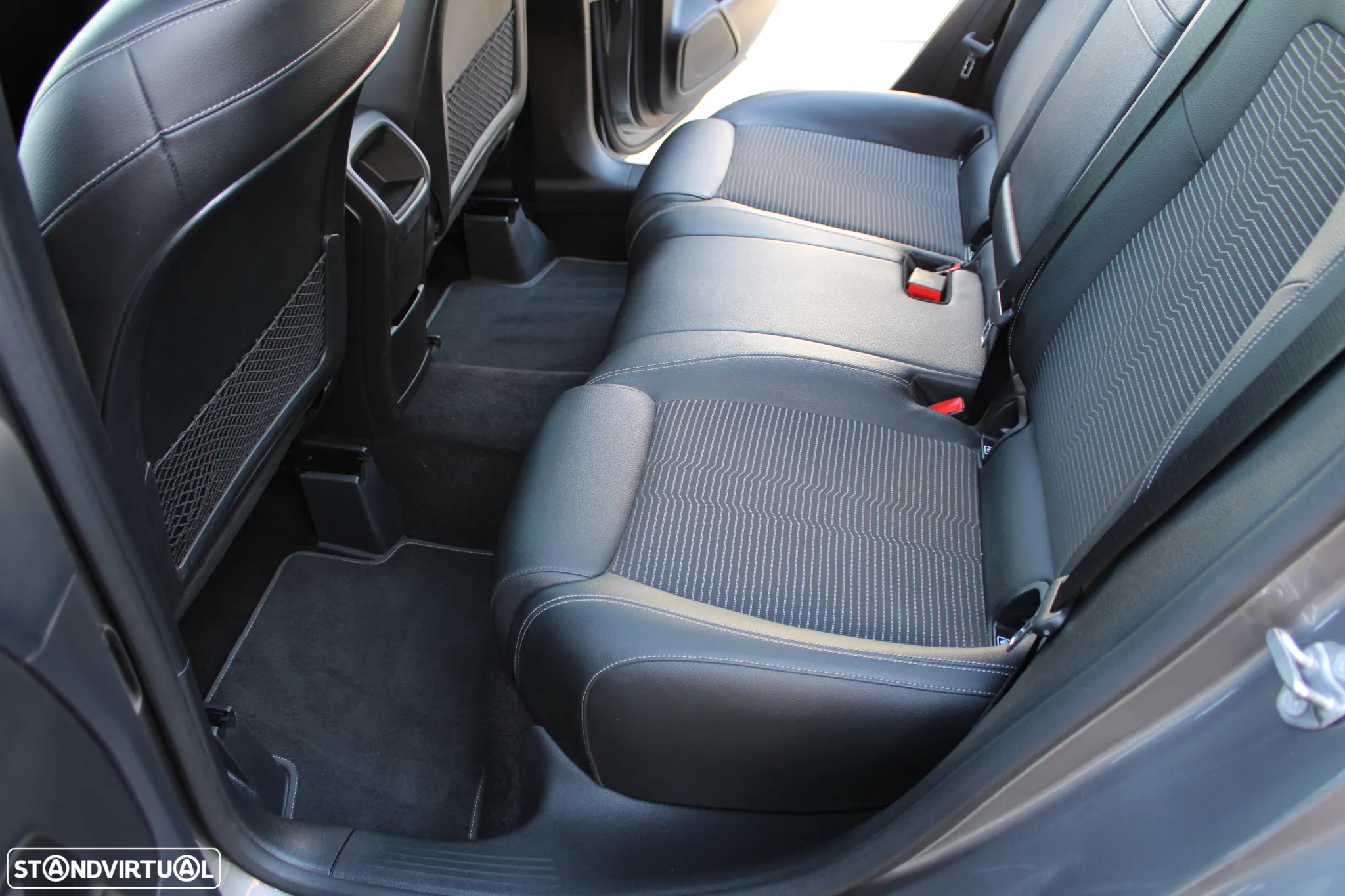 Mercedes-Benz B 180 d Progressive Aut. - 51