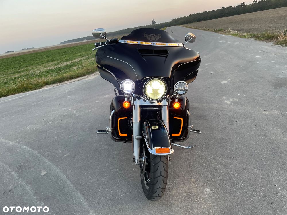 Harley-Davidson Touring Ultra Limited - 9