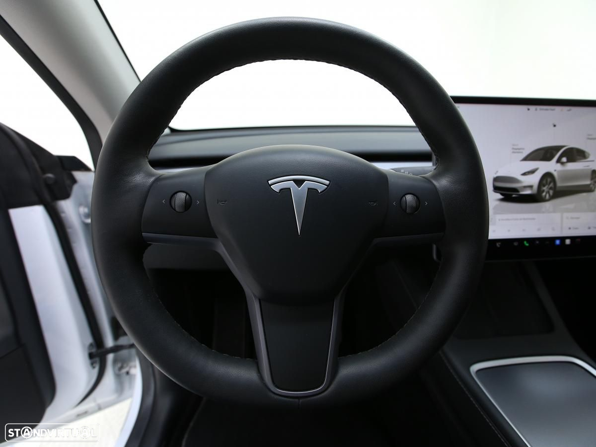 Tesla Model Y Long Range Tração Integral - 19