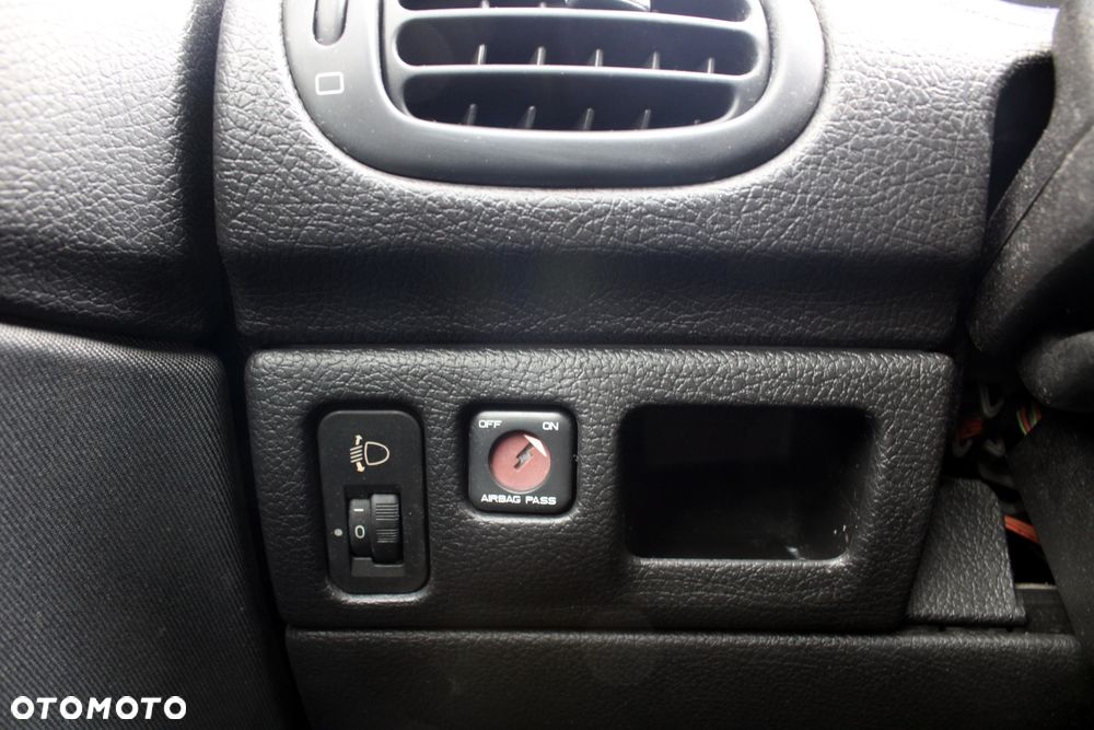 Peugeot 206 1.4 Trendy - 14