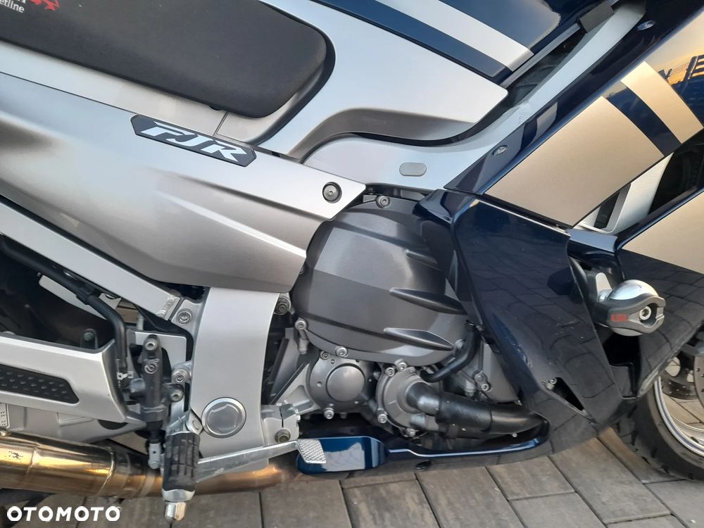 Yamaha FJR - 14