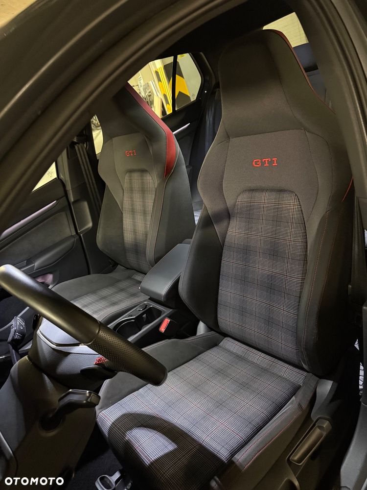 Volkswagen Golf 2.0 TSI GTI DSG - 11