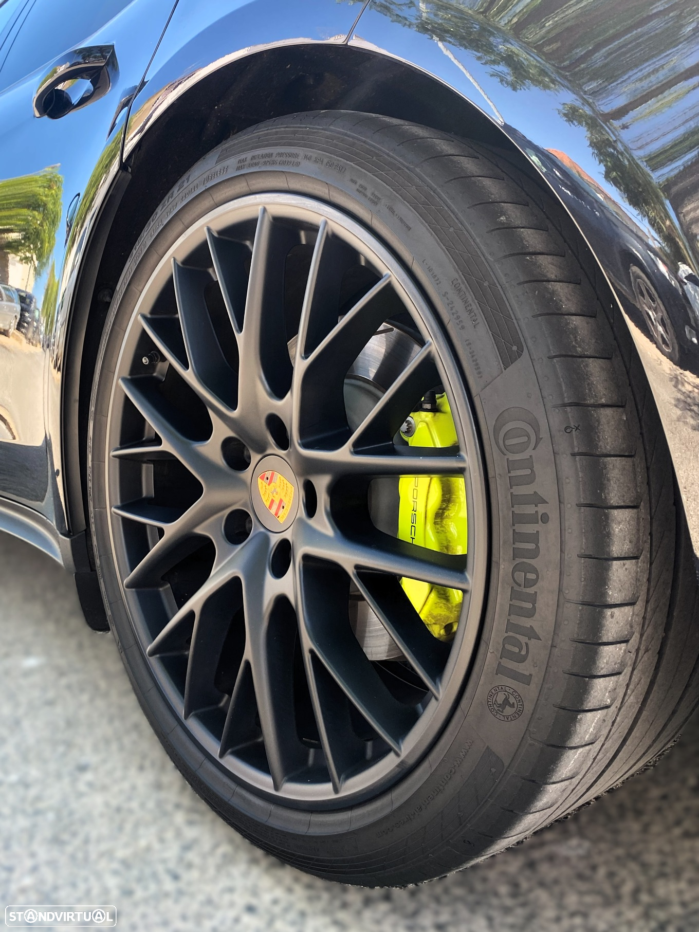 Porsche Panamera 4 E-Hybrid - 21
