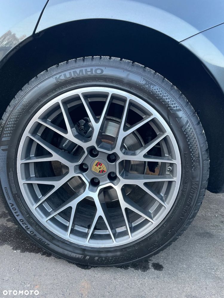 Porsche Macan - 28
