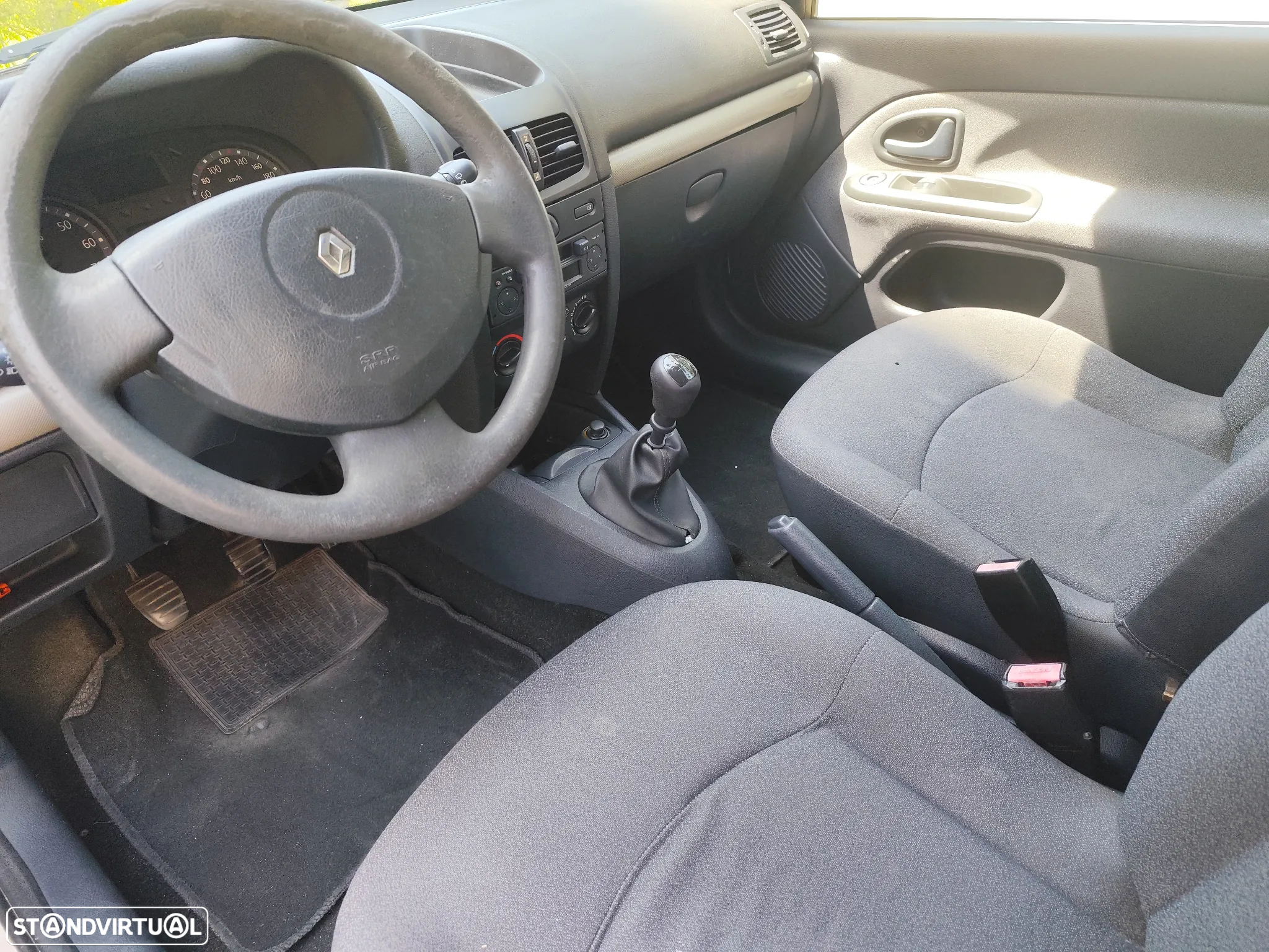 Renault Clio 1.5 dCi Confort - 4