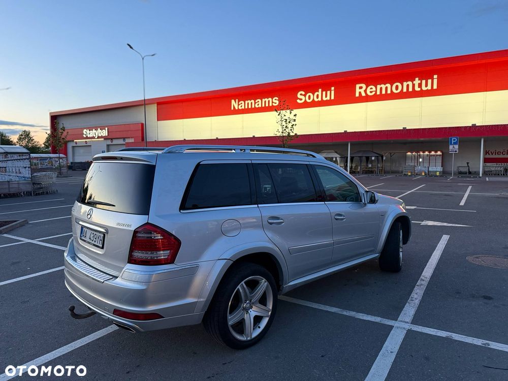 Mercedes-Benz GL 350 BlueTec - 2