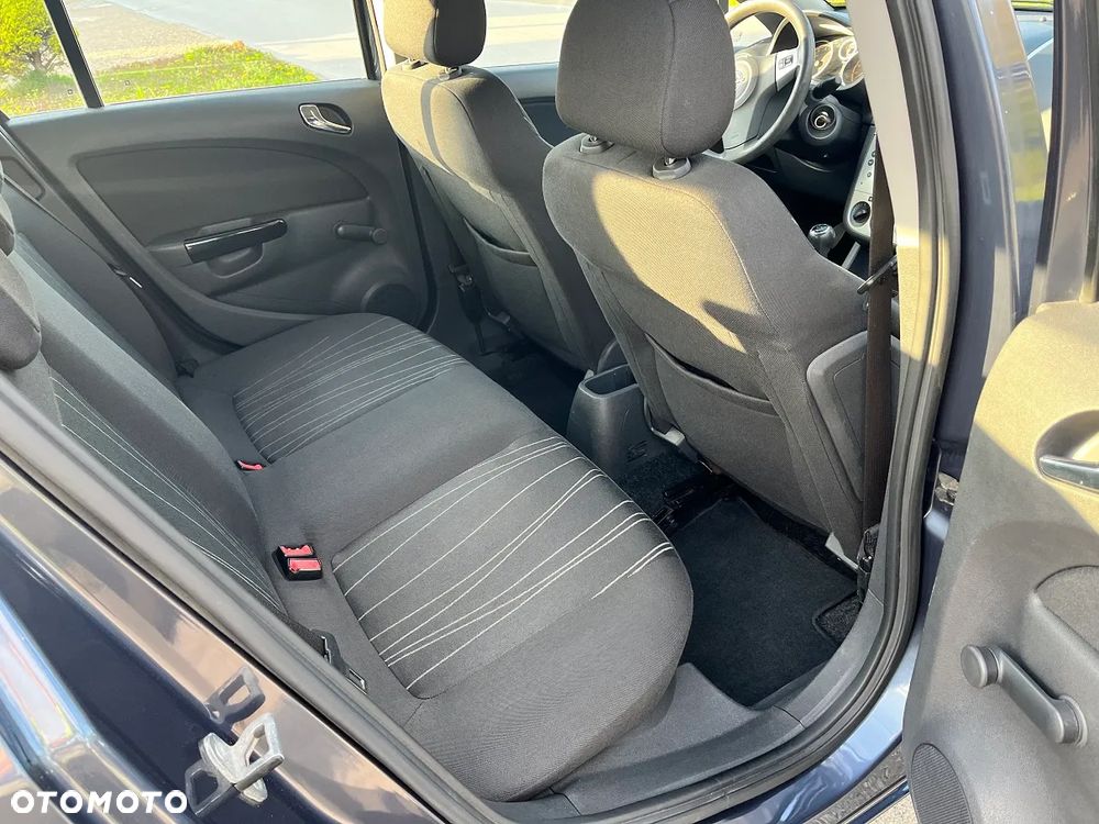 Opel Corsa 1.2 16V Edition - 26