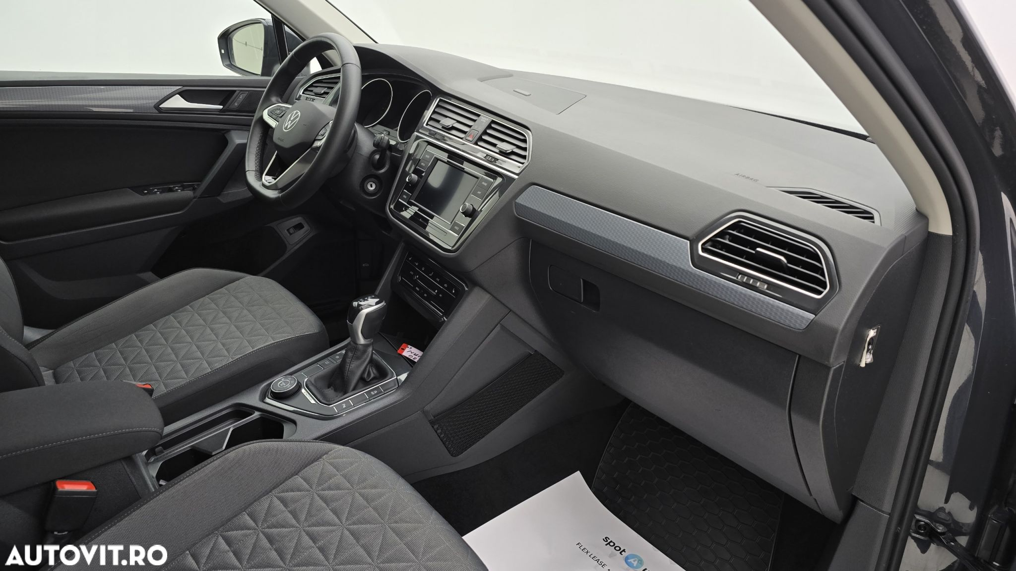 Volkswagen Tiguan 2.0 TDI SCR DSG 4Motion Life - 20