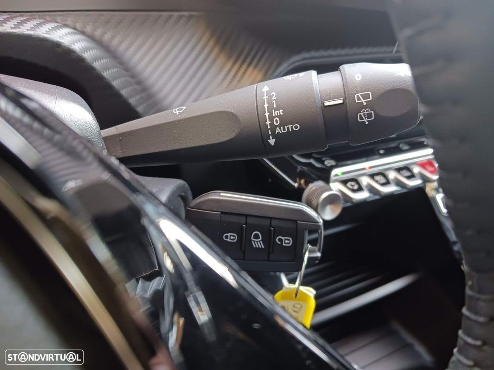 Peugeot 2008 1.2 PureTech Style - 27