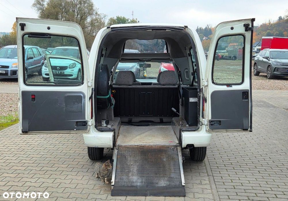 Volkswagen Caddy - 8