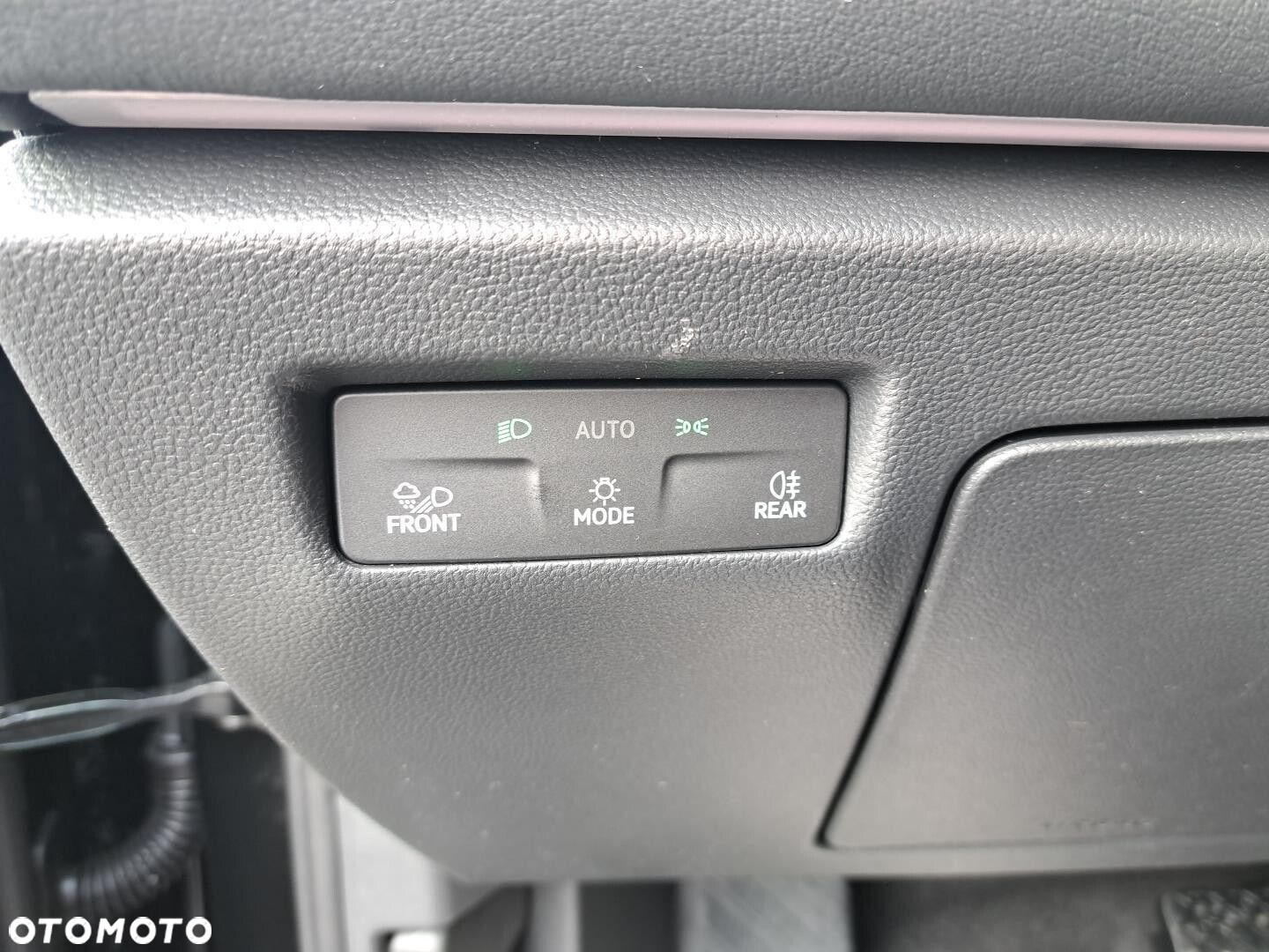 Volkswagen Passat - 22