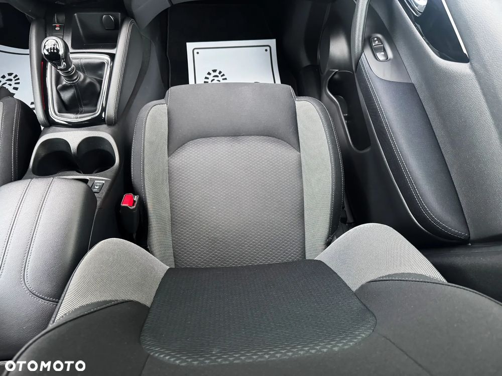 Nissan Qashqai 1.3 DIG-T N-Tec - 26