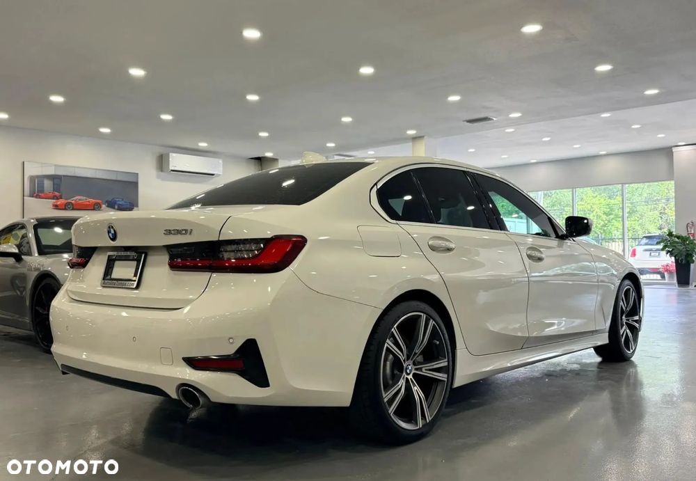 BMW Seria 3 330i xDrive M Sport - 7