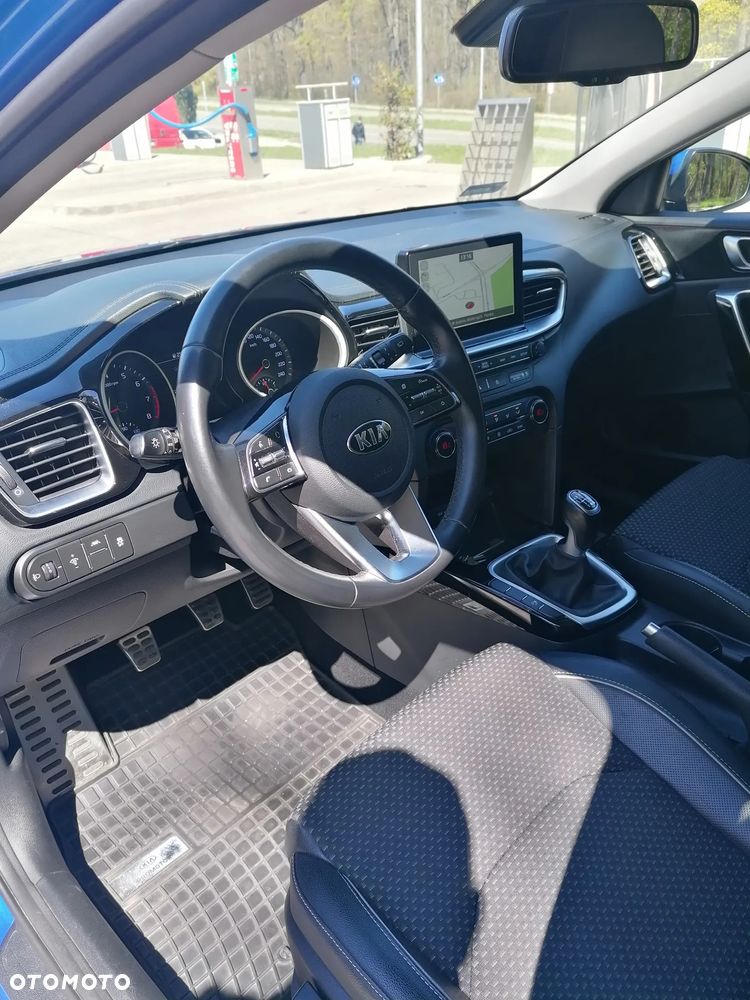 Kia Ceed 1.4 L Business Line - 15