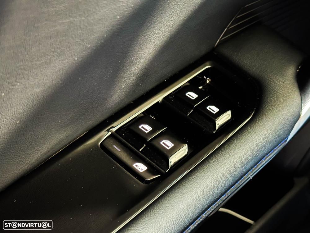 MG MG4 77 kWh Extended Range Luxury - 41