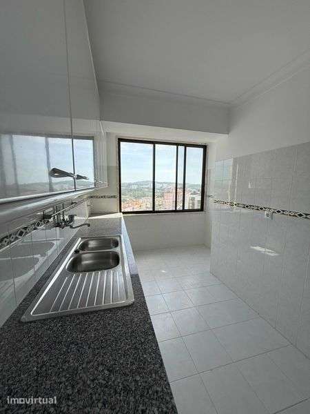 Apartamento - Arrenda-se - Grande imagem: 3/12