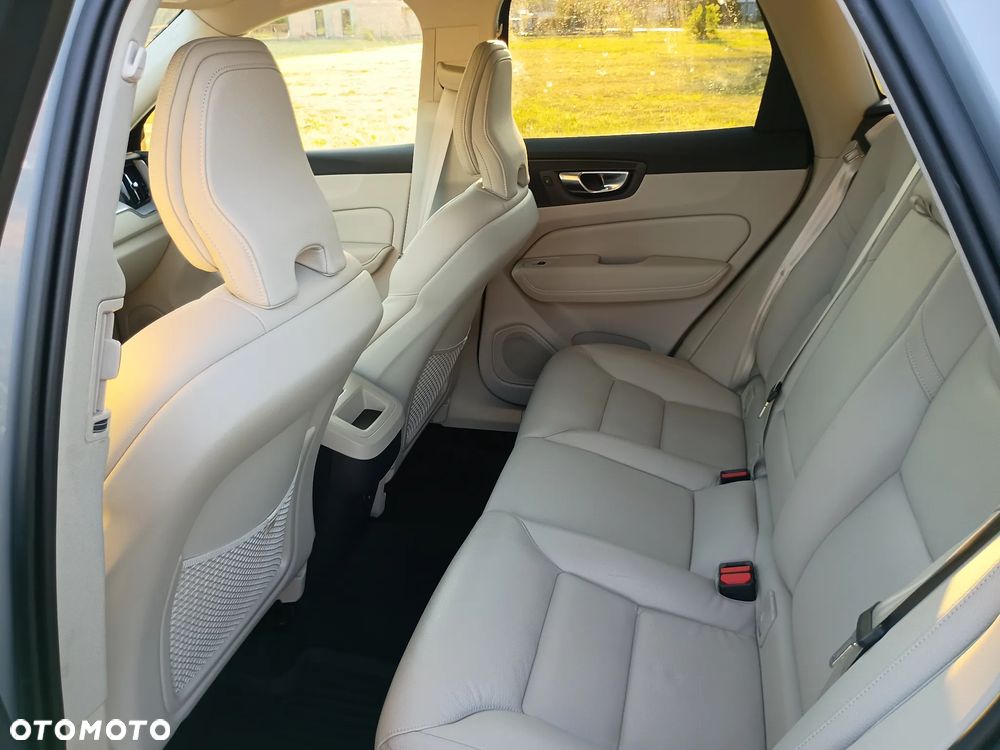 Volvo XC 60 - 40