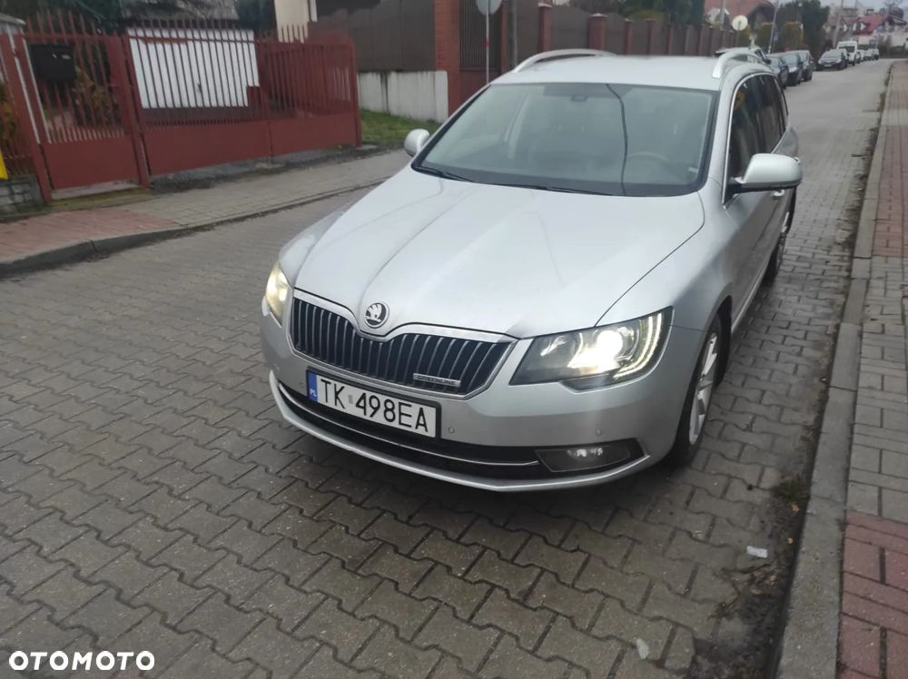 Skoda Superb 1.6 TDI Elegance - 1