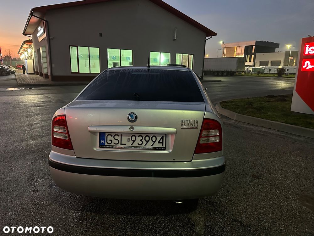 Skoda Octavia 2.0 Elegance - 5