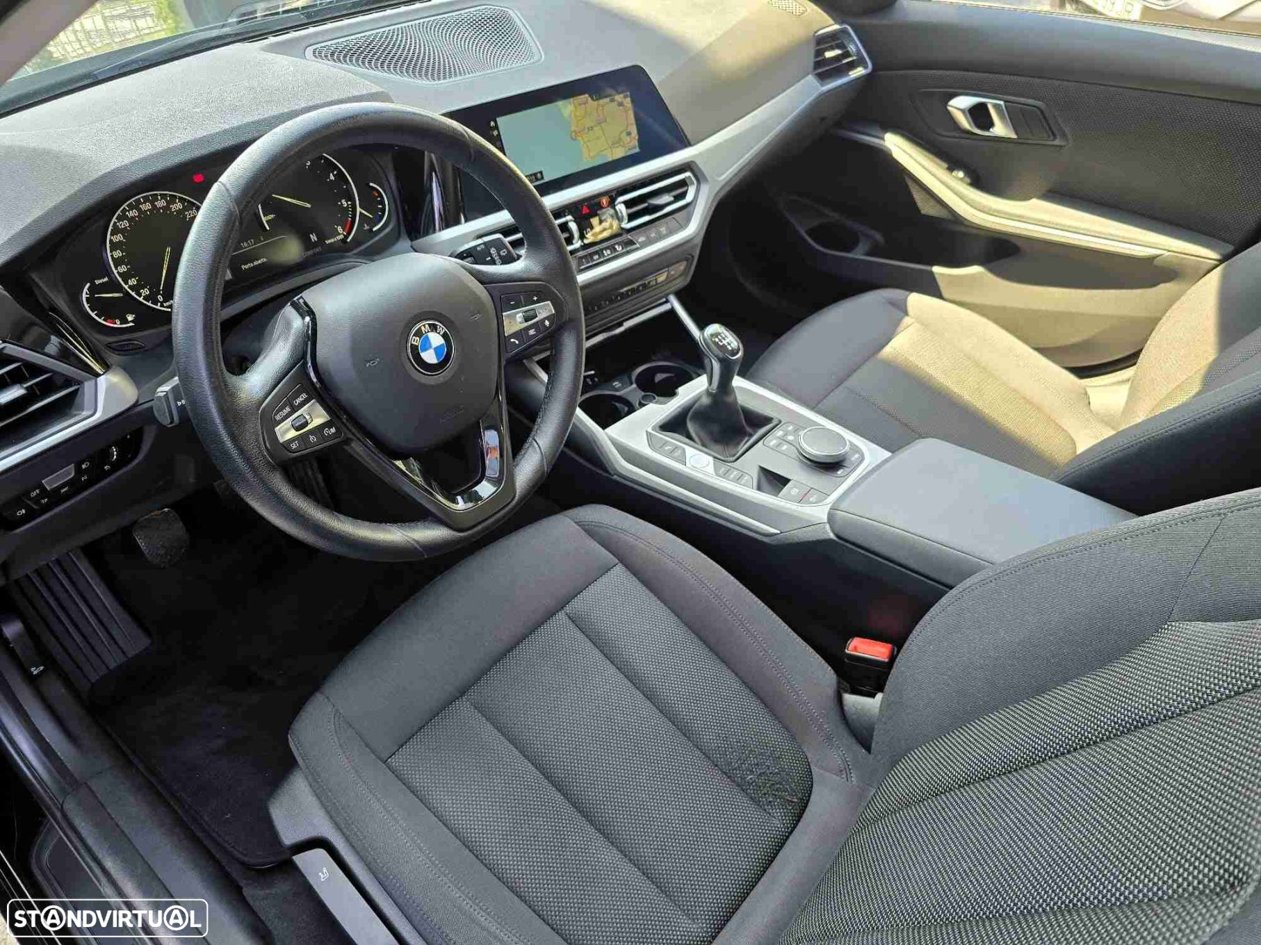 BMW 318 d Touring - 8
