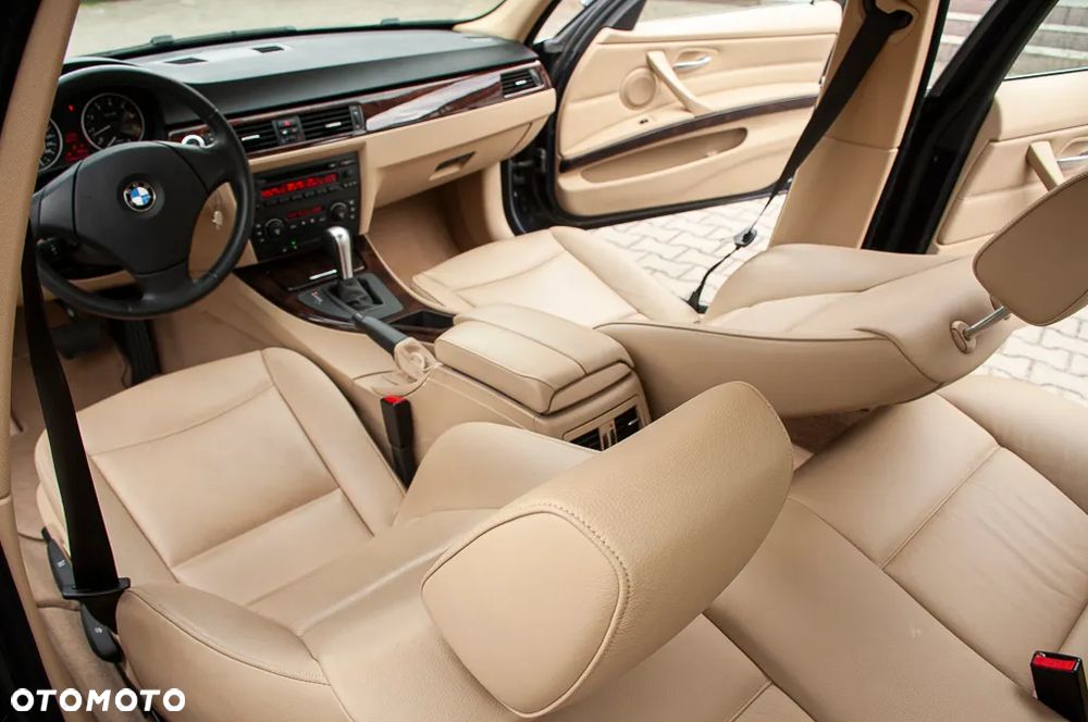 BMW Seria 3 - 21
