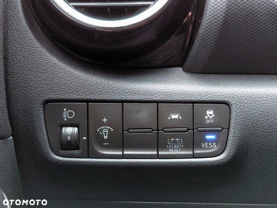 Hyundai Kona - 25