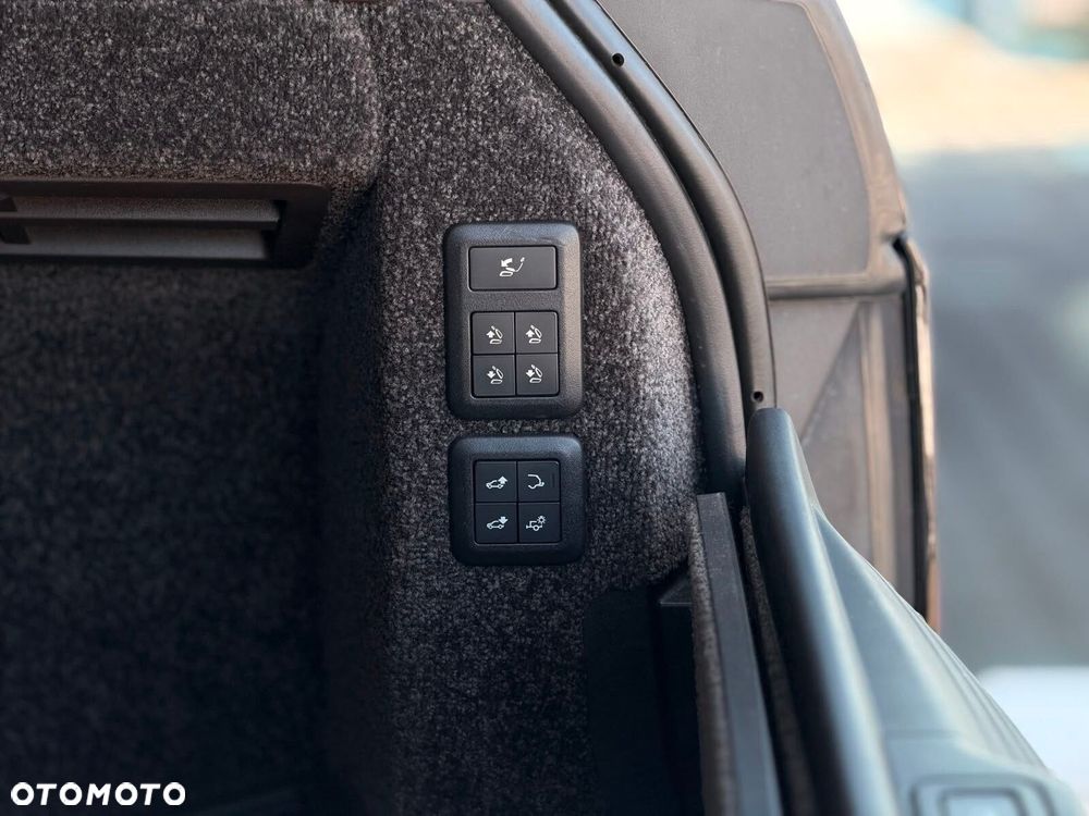 Land Rover Range Rover 4.4SD V8 SV AB - 32