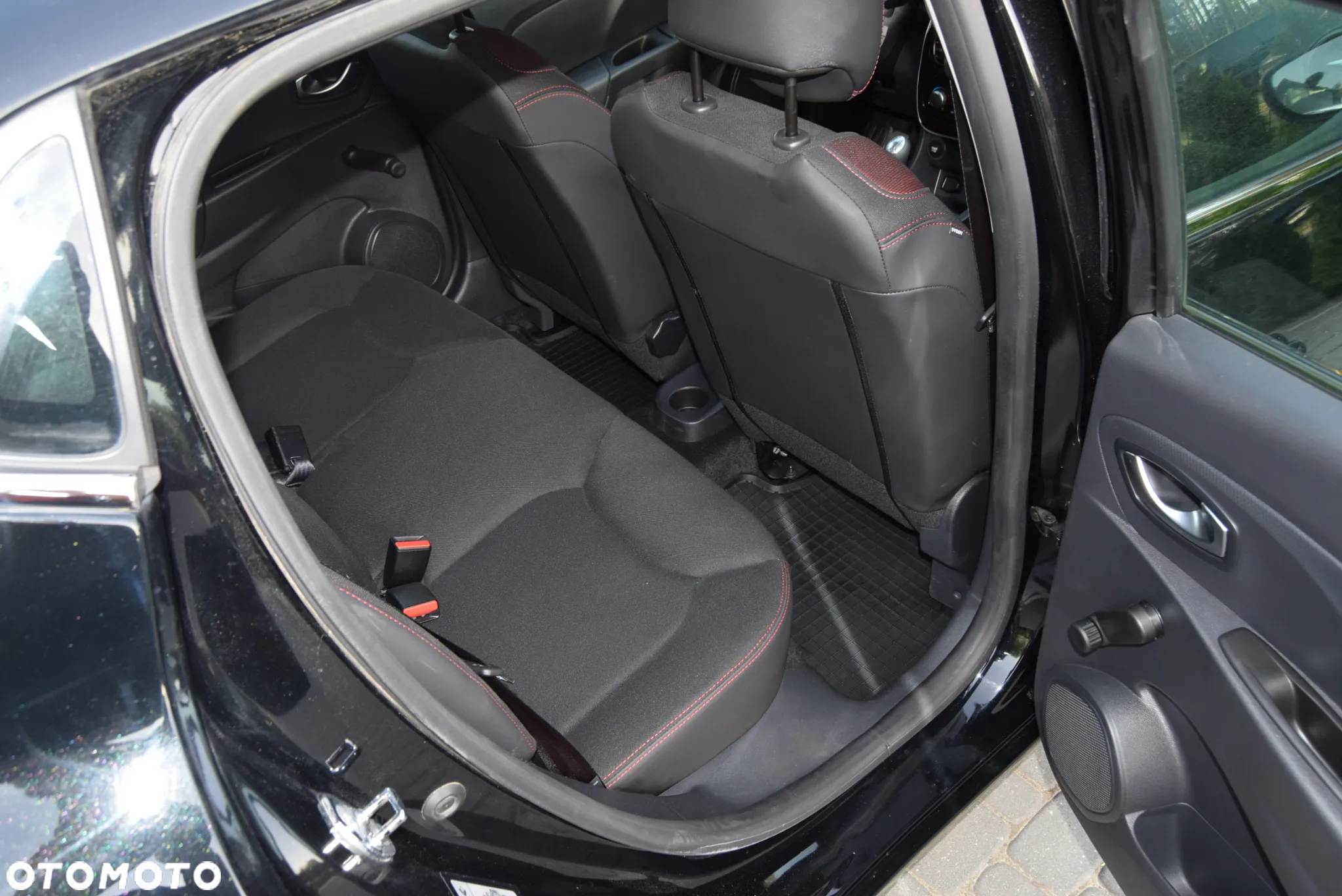 Renault Clio 1.2 16V 75 Life - 16