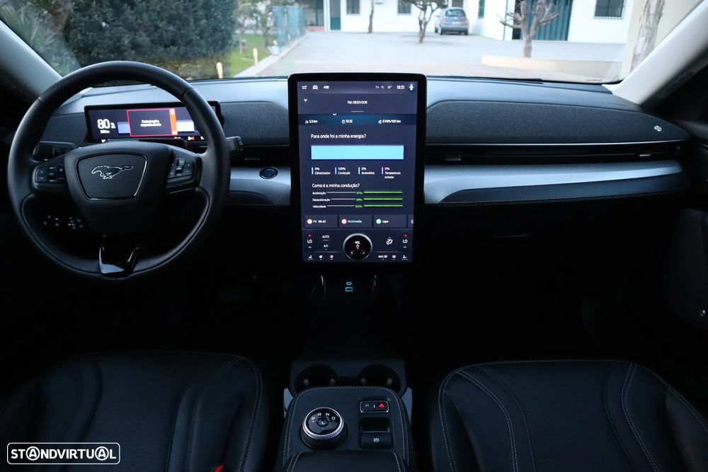 Ford Mustang Mach-E Standard - 30