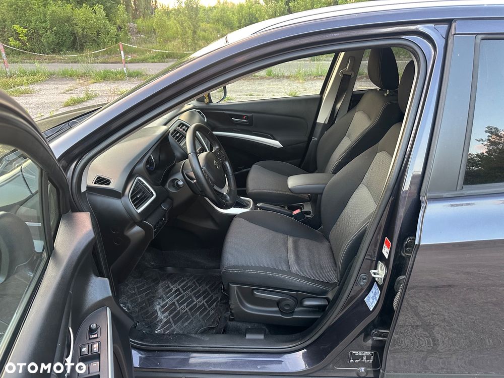 Suzuki SX4 1.6 Premium - 32