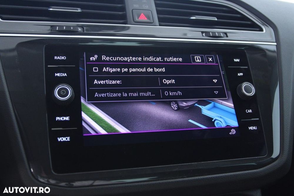 Volkswagen Tiguan - 29
