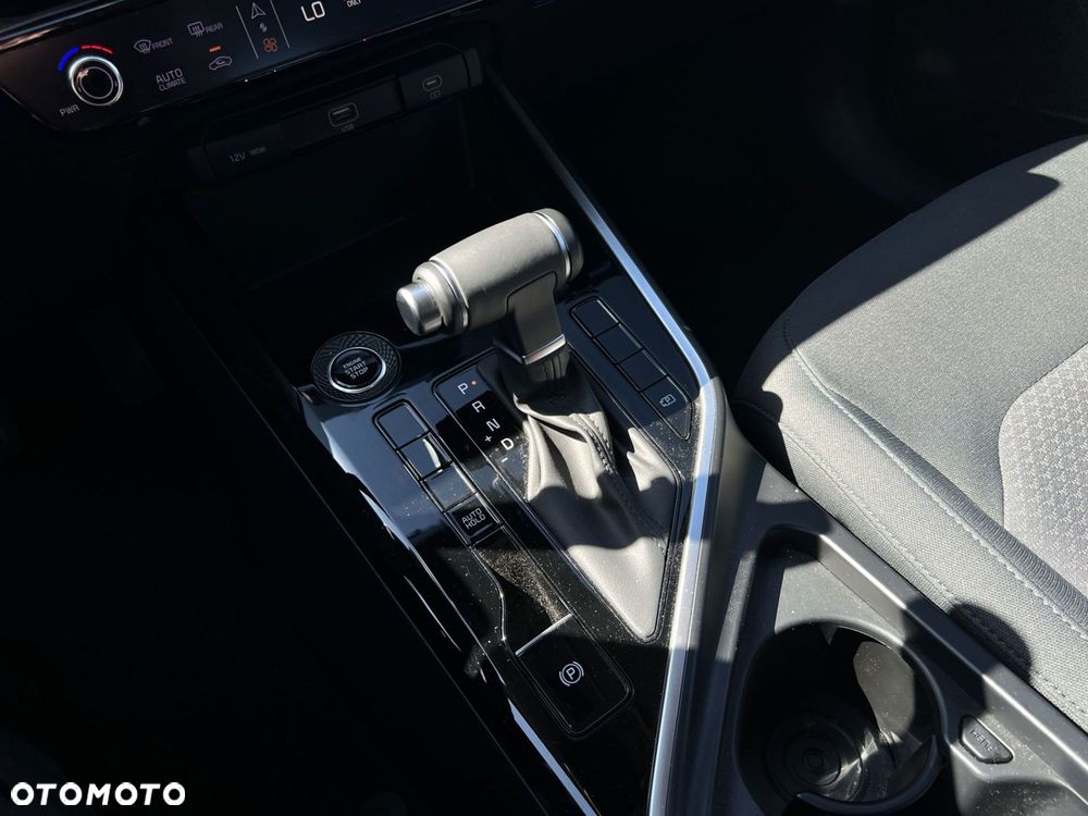 Kia Niro 1.6 GDI Hybrid M - 22
