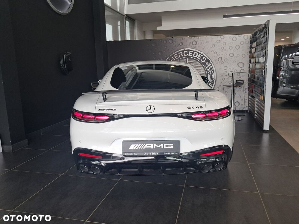 Mercedes-Benz AMG GT - 23