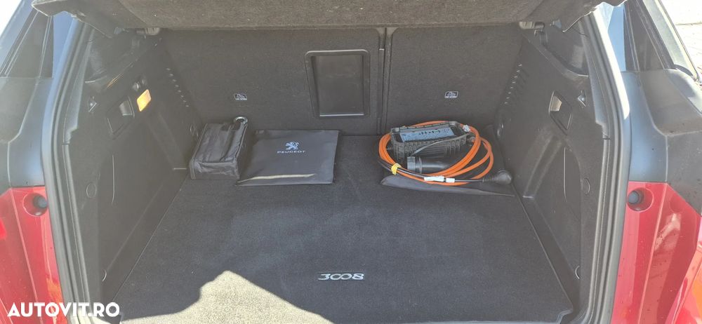 Peugeot 3008 225 e-EAT8 GT - 13