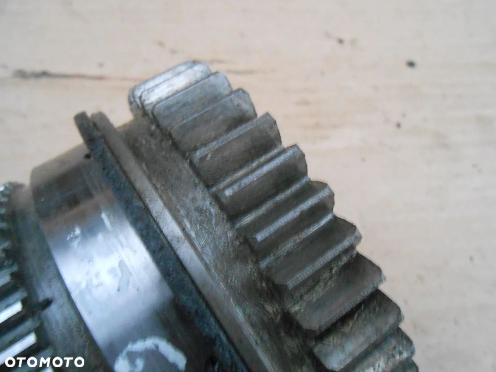 Koło słoneczne tryb skrzyni PowerQuad R101171 John Deere 6400 - 3