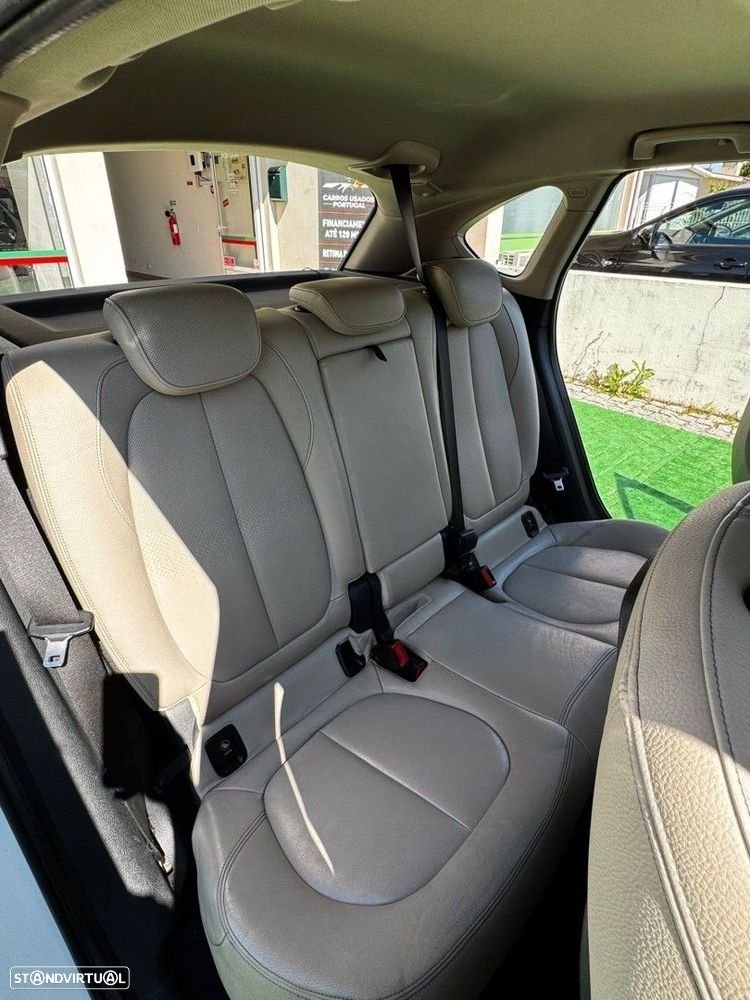 BMW 216 Active Tourer d Line Sport - 13