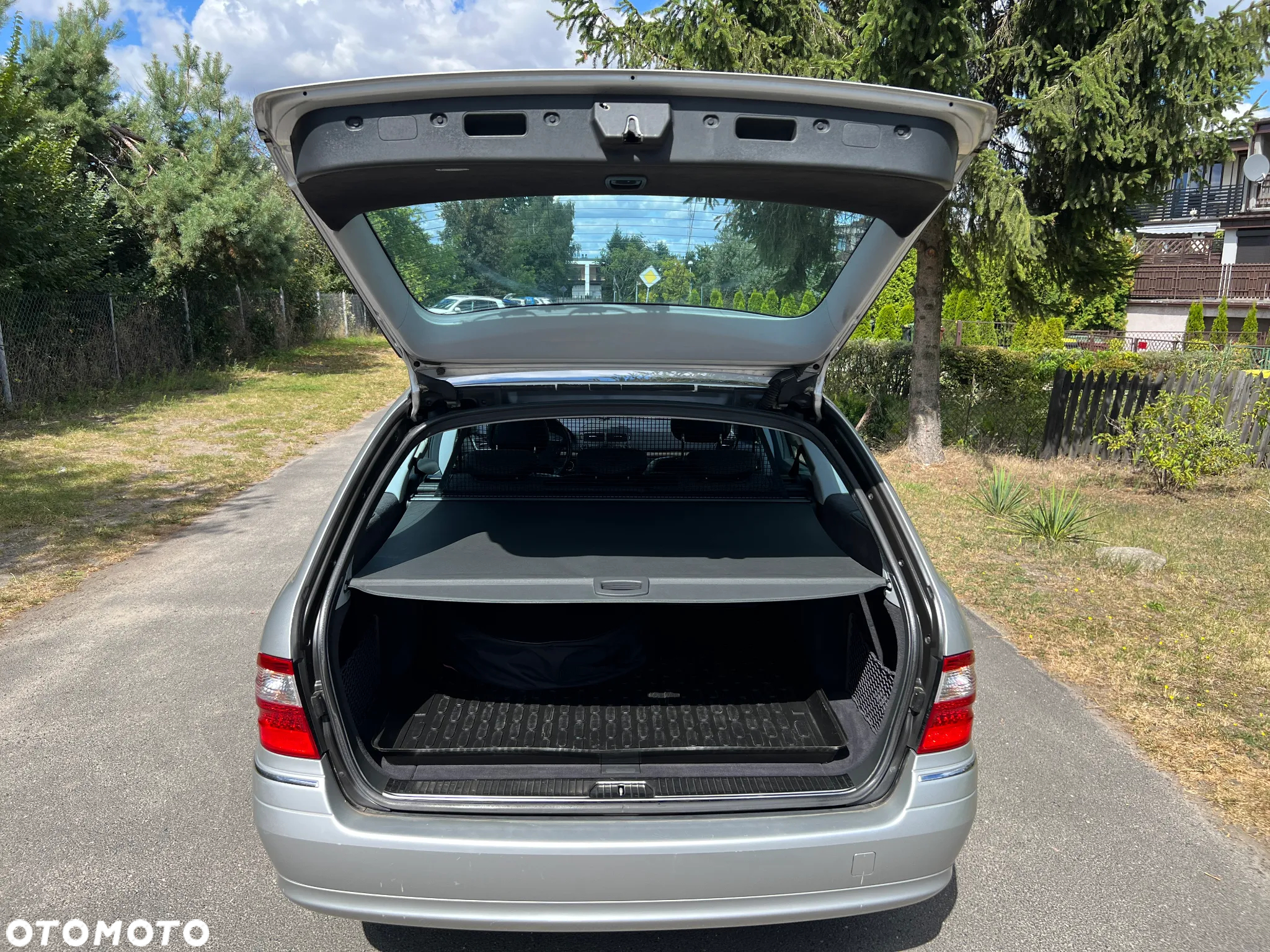 Mercedes-Benz Klasa E 200 T Kompressor Automatik Avantgarde - 9