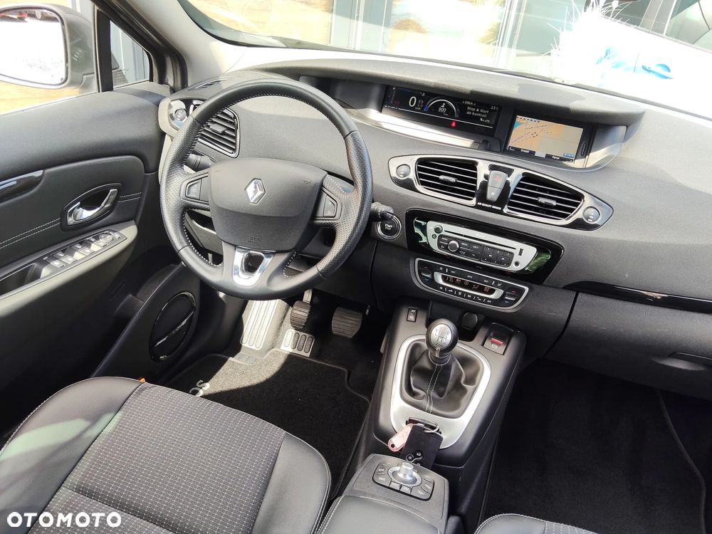 Renault Scenic ENERGY TCe 115 S&S Bose Edition - 24