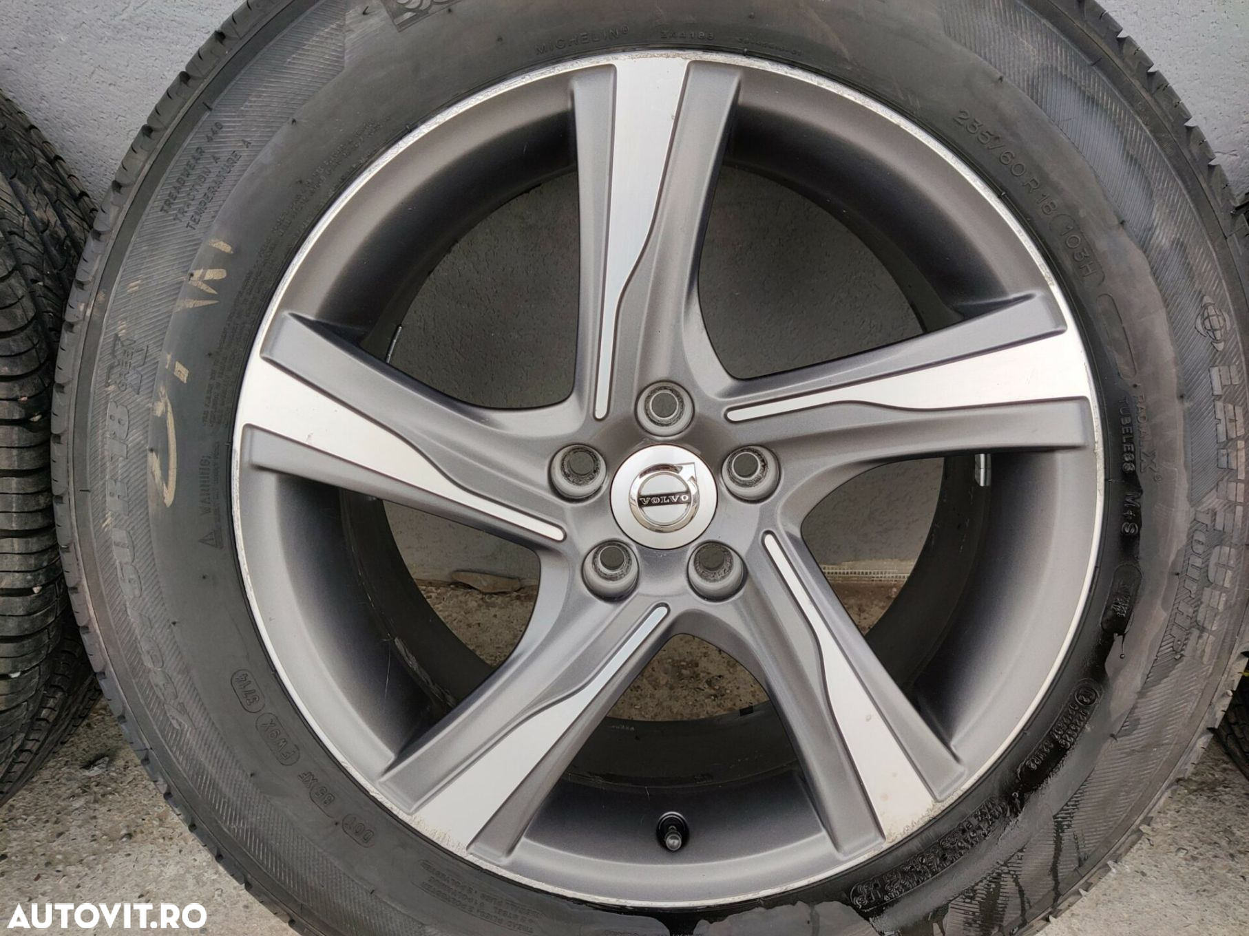Jante IXION 1 18 5x108 Volvo XC60 XC70 S60 V60 S80 V70 S40 V40 V50 C30 C70 Michelin 31362188 - 5