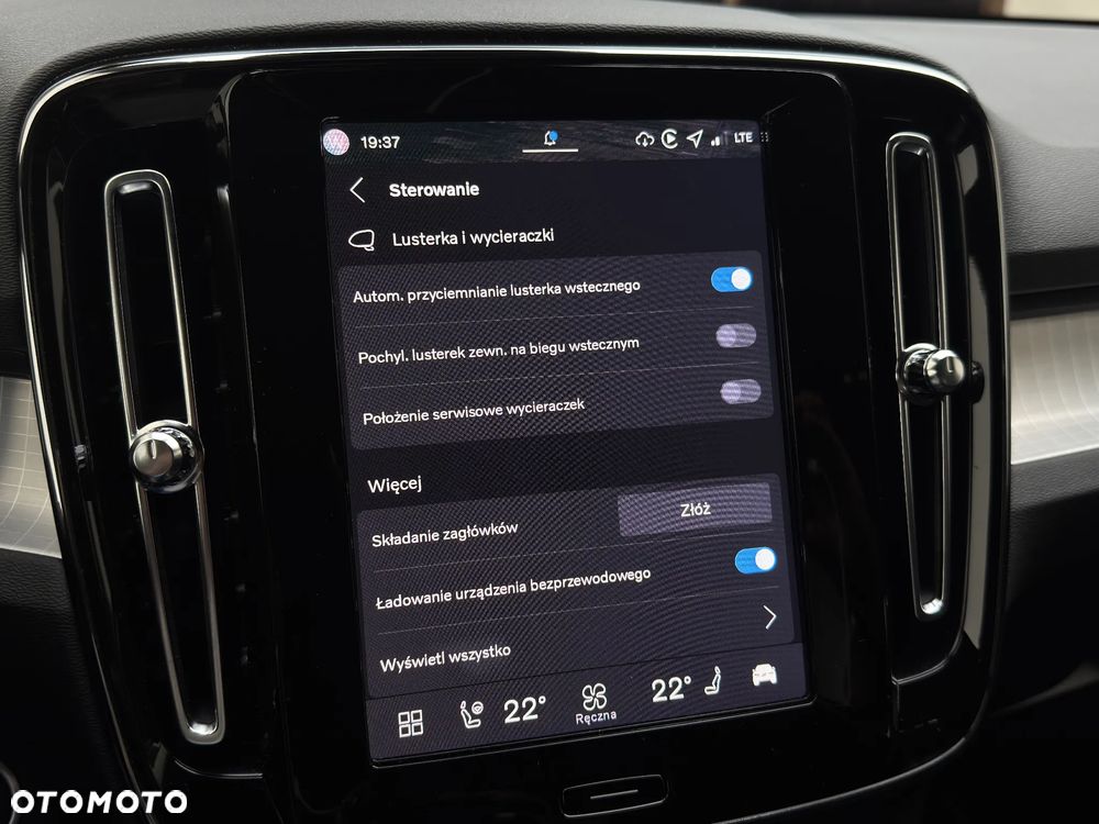 Volvo XC 40 B3 B DKG Plus Dark - 39