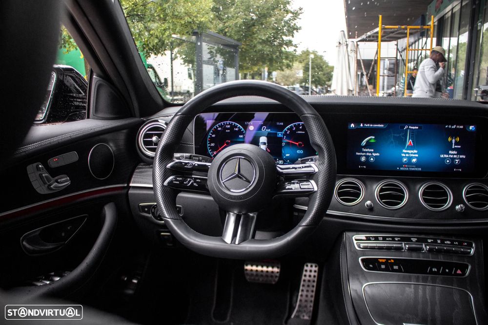 Mercedes-Benz E 300 e AMG Line - 39