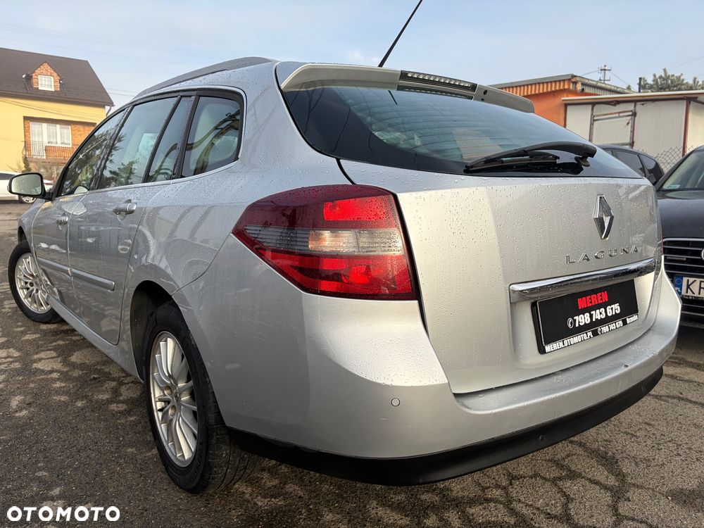Renault Laguna dCi 110 FAP Dynamique - 10
