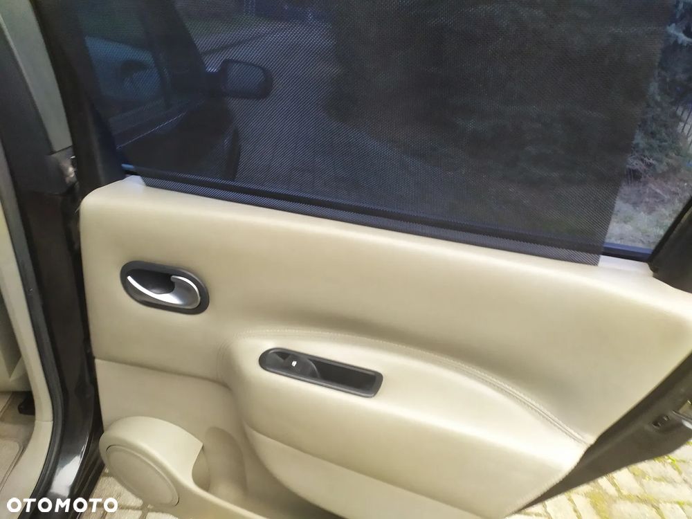 Renault Grand Scenic Gr 2.0 dCi Luxe Expression - 15