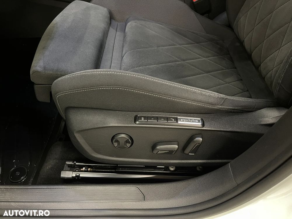 Volkswagen Golf 2.0 TDI 150CP DSG Style - 23