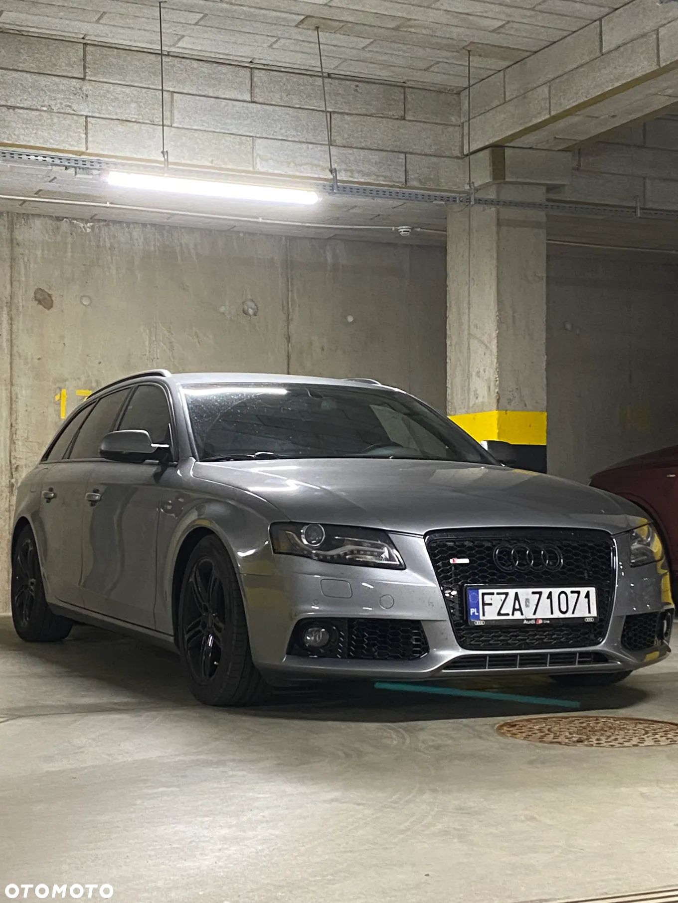 Audi A4 Avant 2.0 TFSI Attraction - 1