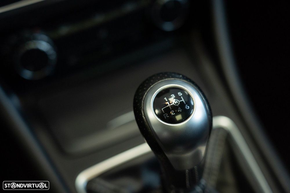 Mercedes-Benz CLA 180 CDI - 36