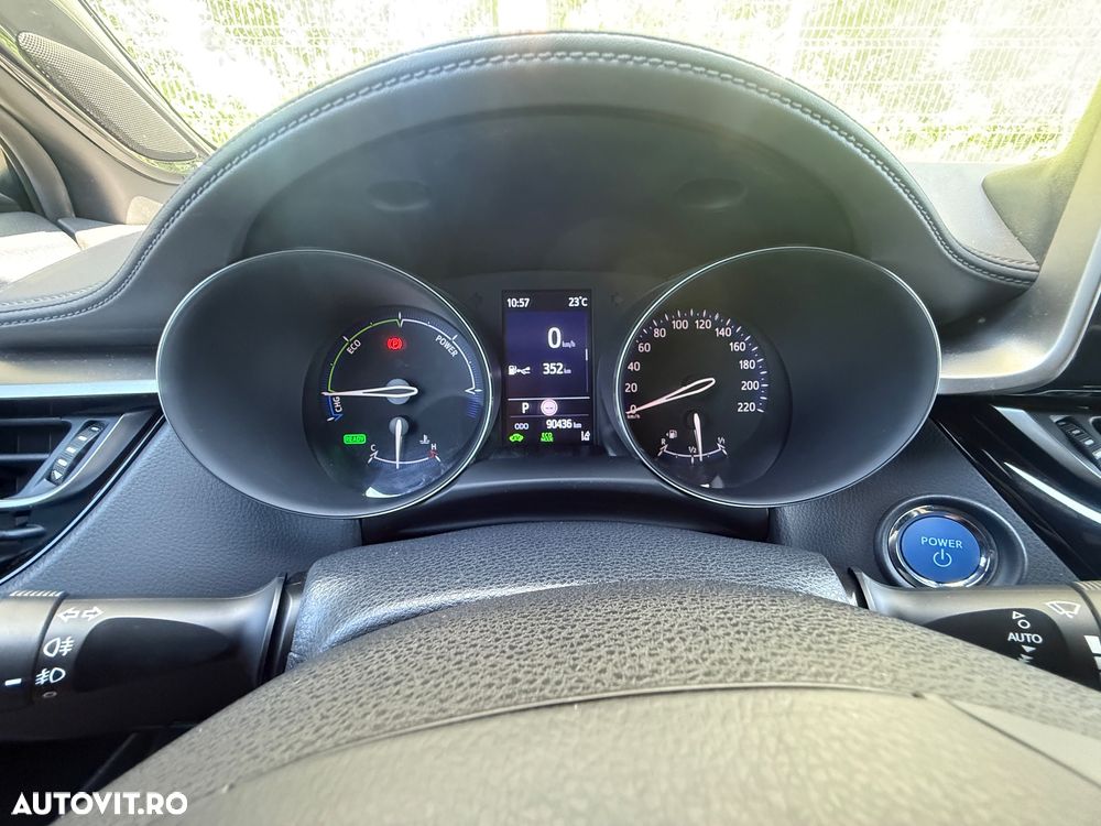 TOYOTA C-HR 2022 — imagine 9