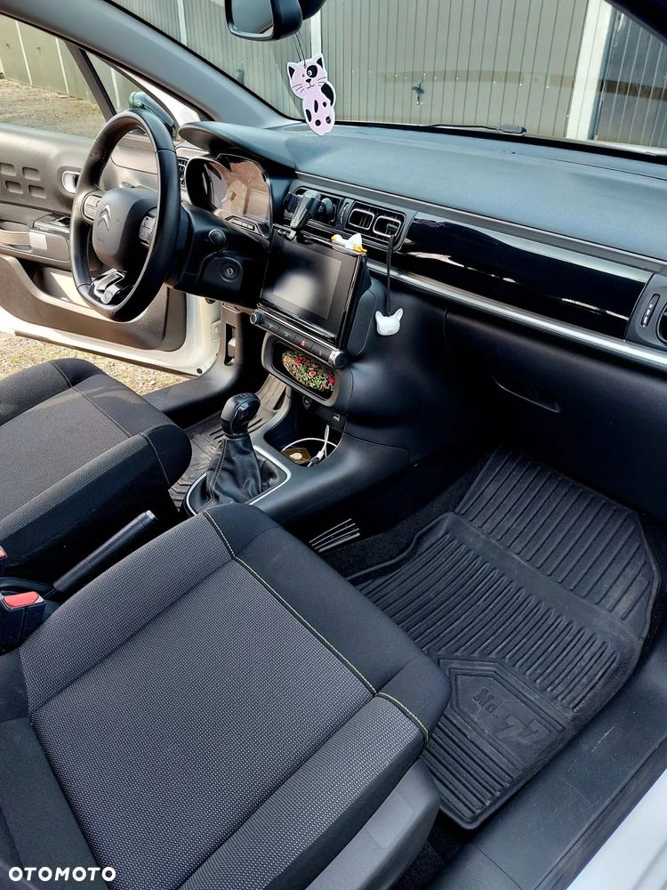 Citroën C3 1.2 PureTech Shine - 26