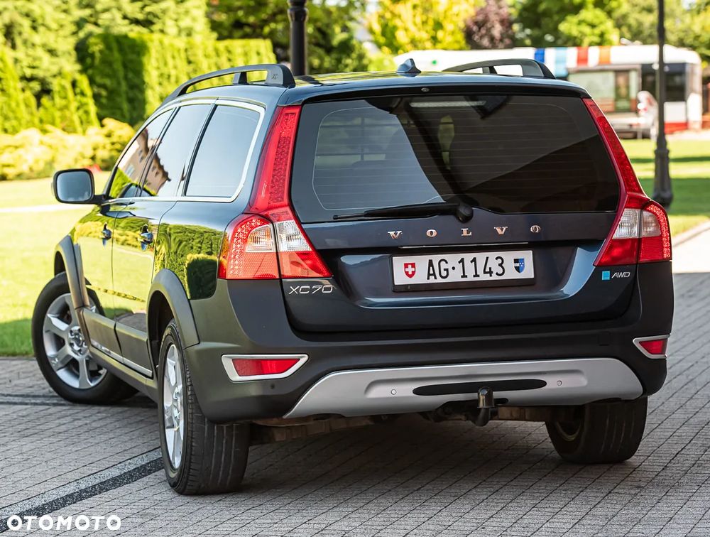 Volvo XC 70 - 4